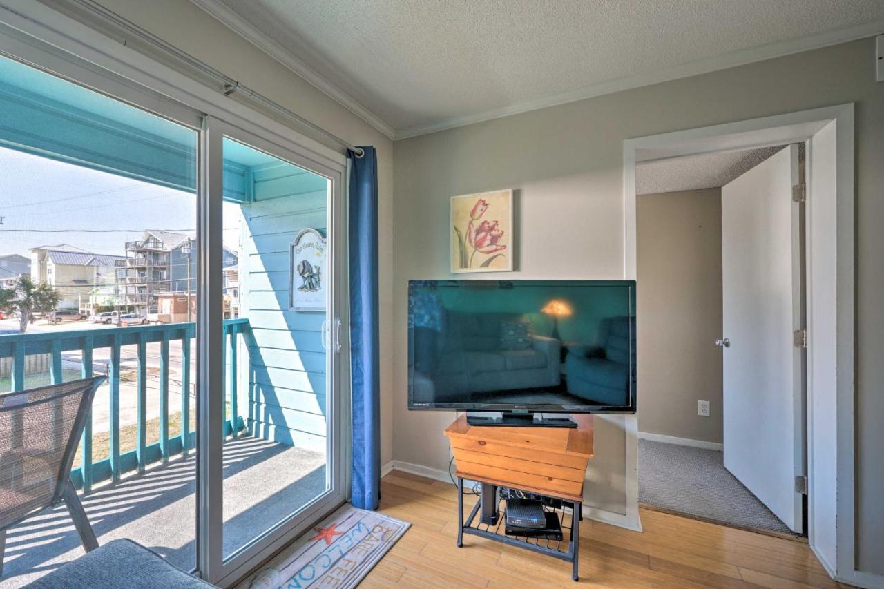 Condo With Balcony And Pool Walk To 2 Beach Accesses! 캐롤라이나비치 외부 사진